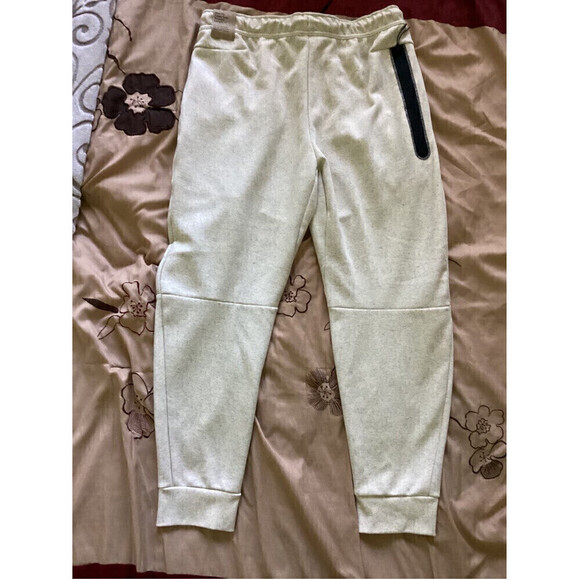 NIKE Tech Fleece Joggers Sustainable Materials - Picture 7 of 12